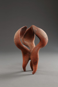 Eternal dance（1）  H 51．L 35．W 29 Stoneware