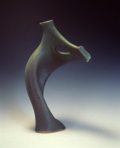  Dancing posture ( 1 ) H 41.5．L 27．W 13 Stoneware