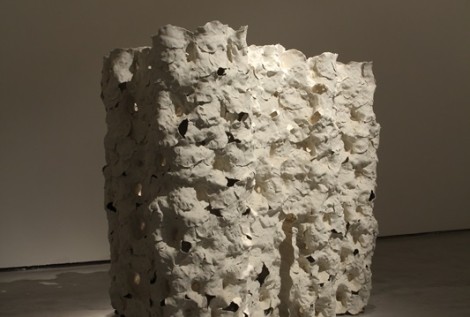 2011-6  L110 W54 H103.5 瓷土Porcelain